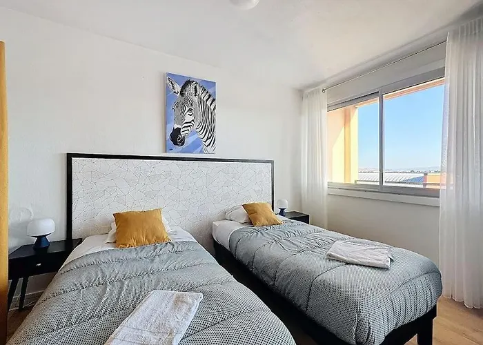 Le Quai 52 - Spacieux & Lumineux & Gare Sncf Elisabeth B