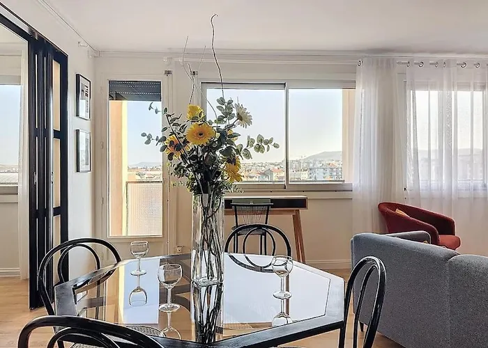 Le Quai 52 - Spacieux & Lumineux & Gare Sncf Elisabeth B דירה *