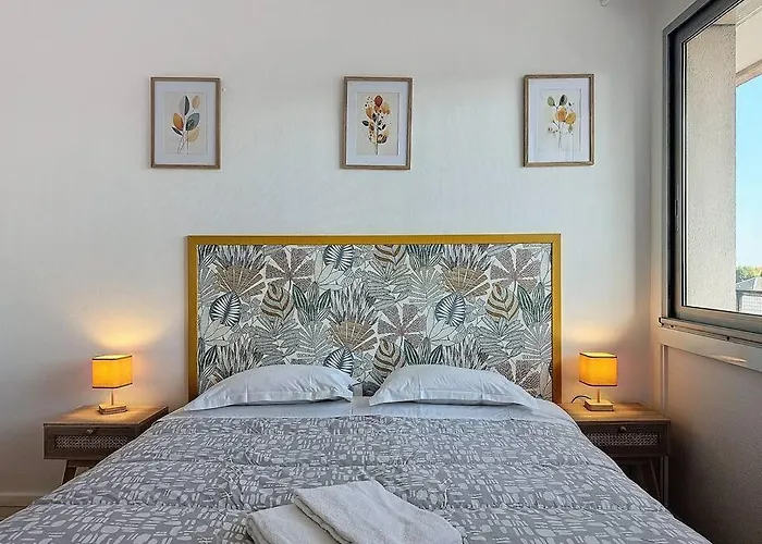 Le Quai 52 - Spacieux & Lumineux & Gare Sncf Elisabeth B